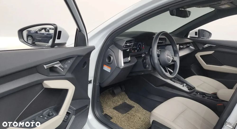 Audi A3 Limousine 40 TFSI quattro S tronic advanced - 12