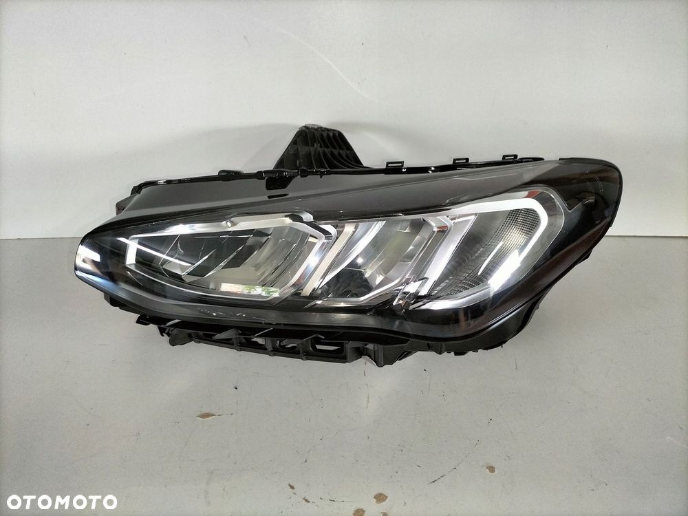 Lampa przednia lewa BMW 2 U06 ACTIVE TOURER 21- - 1