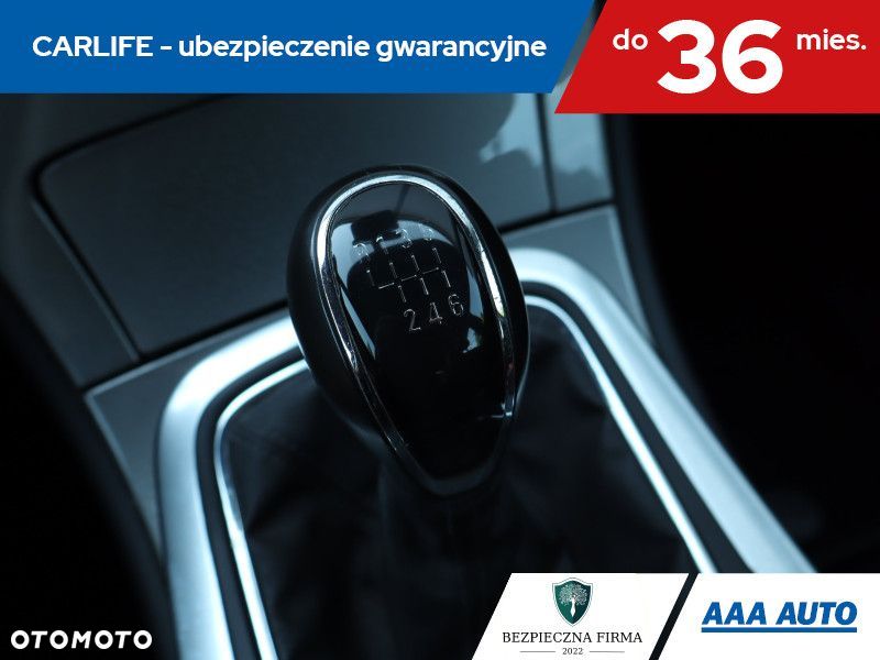 Opel Insignia - 19