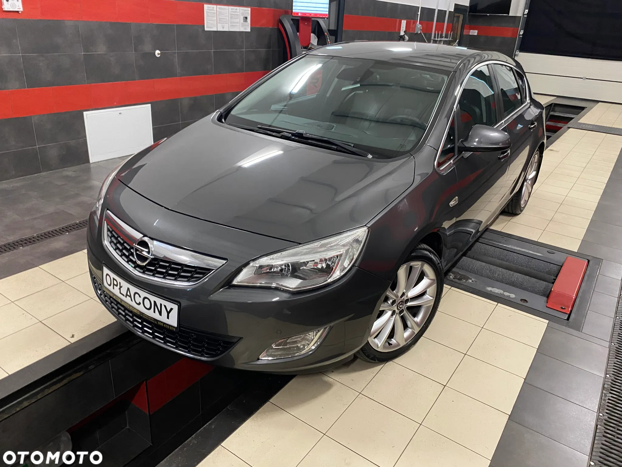 Opel Astra 1.4 Turbo Cosmo - 2