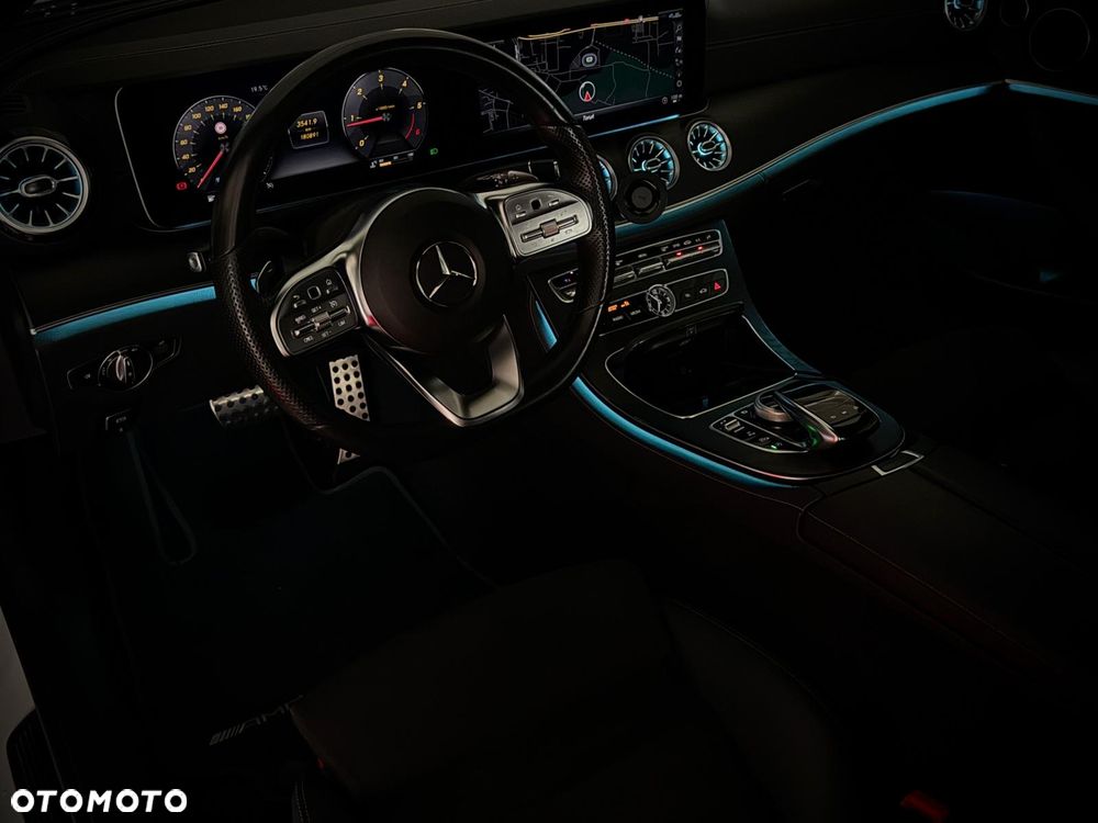 Mercedes-Benz Klasa E 220 d 4-Matic AMG - 38