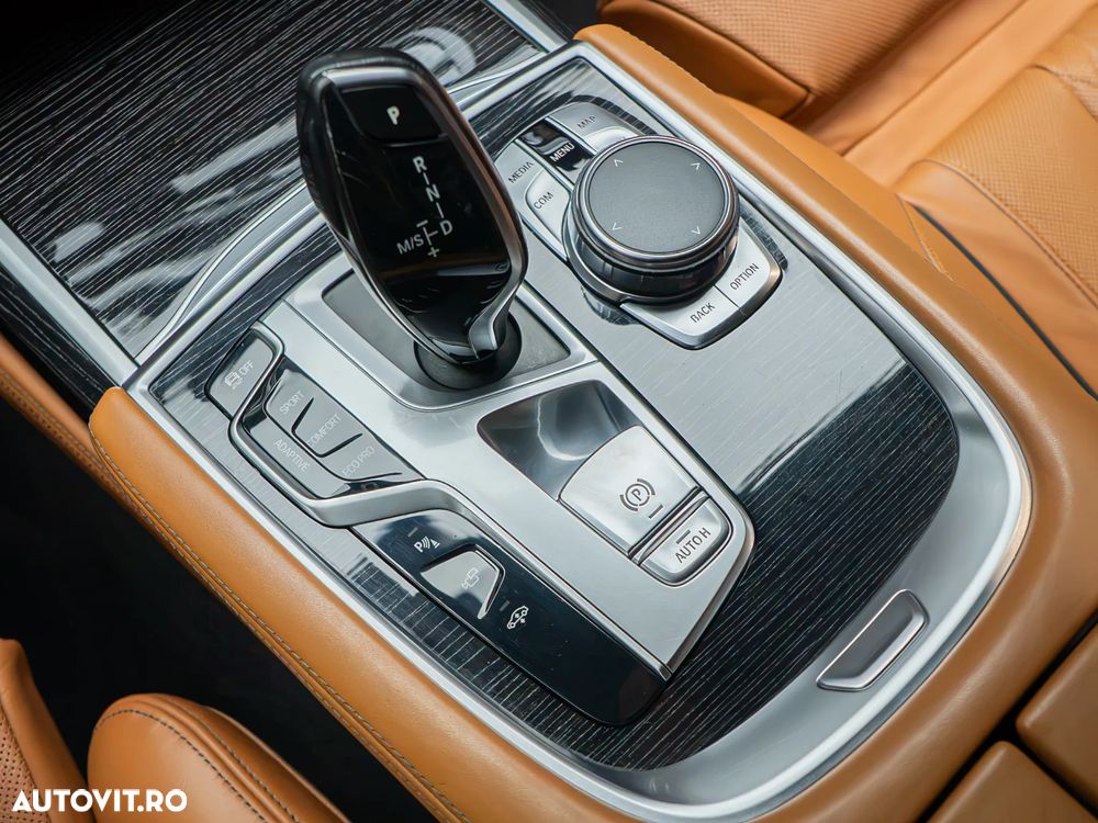BMW Seria 7 730d xDrive - 17