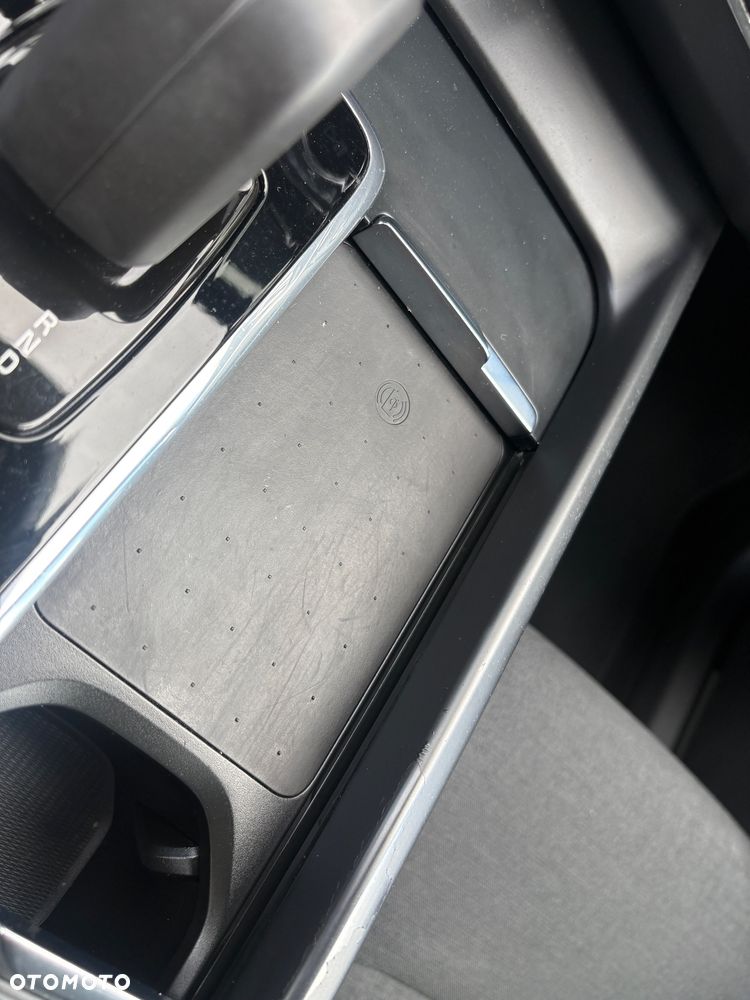 Volvo XC 60 B4 D AWD Geartronic Momentum Pro - 30