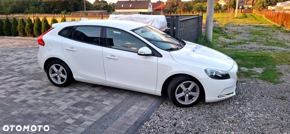 Volvo V40 D4 Kinetic - 5