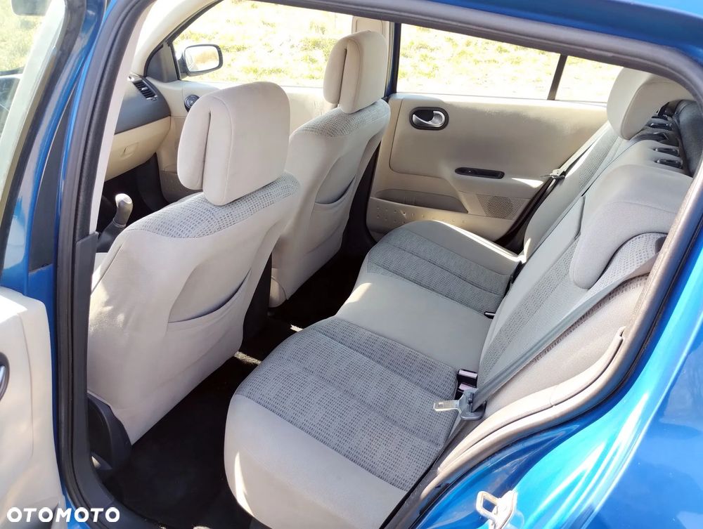 Renault Megane 1.4 16V Authentique - 10