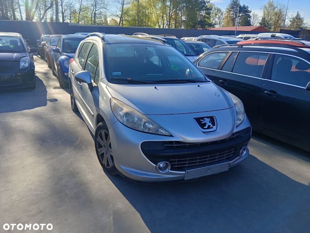 Zderzak (Maska, Błotnik, Lampa, Drzwi, Klapa, Kierownica) Peugeot 207 1.6 Benzyna 119 K 2007r - 1