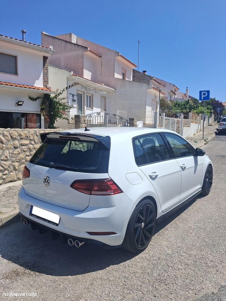 VW Golf 1.6 TDI R-Line - 14
