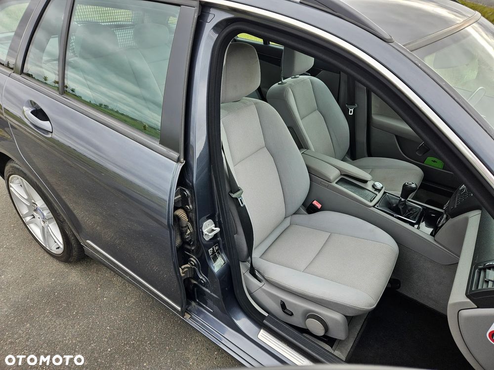 Mercedes-Benz Klasa C 180 Kompressor Avantgarde - 15