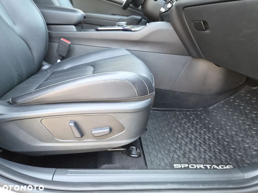 Kia Sportage 1.6 T-GDI Business Line 2WD DCT - 31