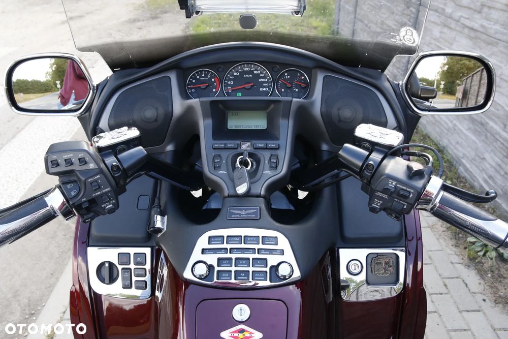 Honda GL - 11