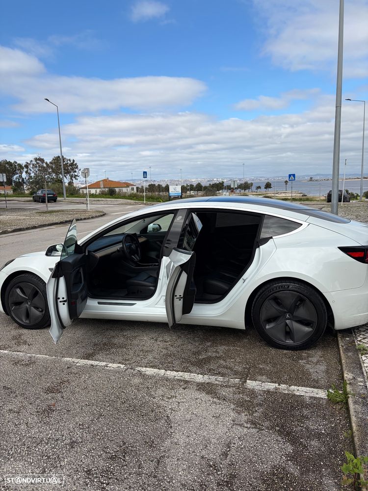Tesla Model 3 Standard Range Plus RWD - 11
