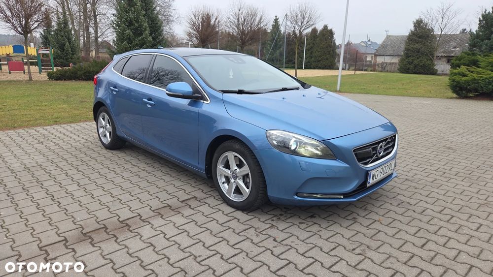 Volvo V40 D4 Geartronic Summum - 2