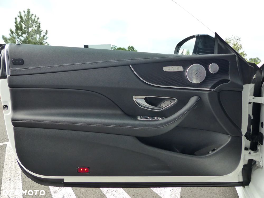 Mercedes-Benz Klasa E 200 9G-TRONIC AMG Line - 13