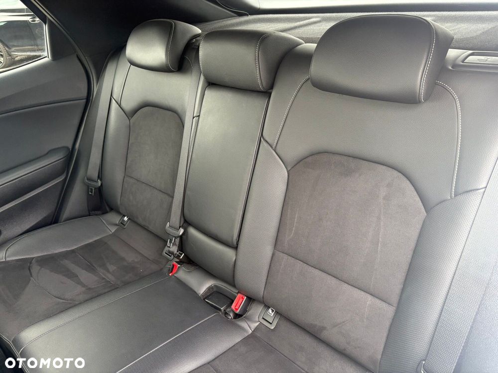 Kia XCeed 1.5 T-GDI GT-Line - 13