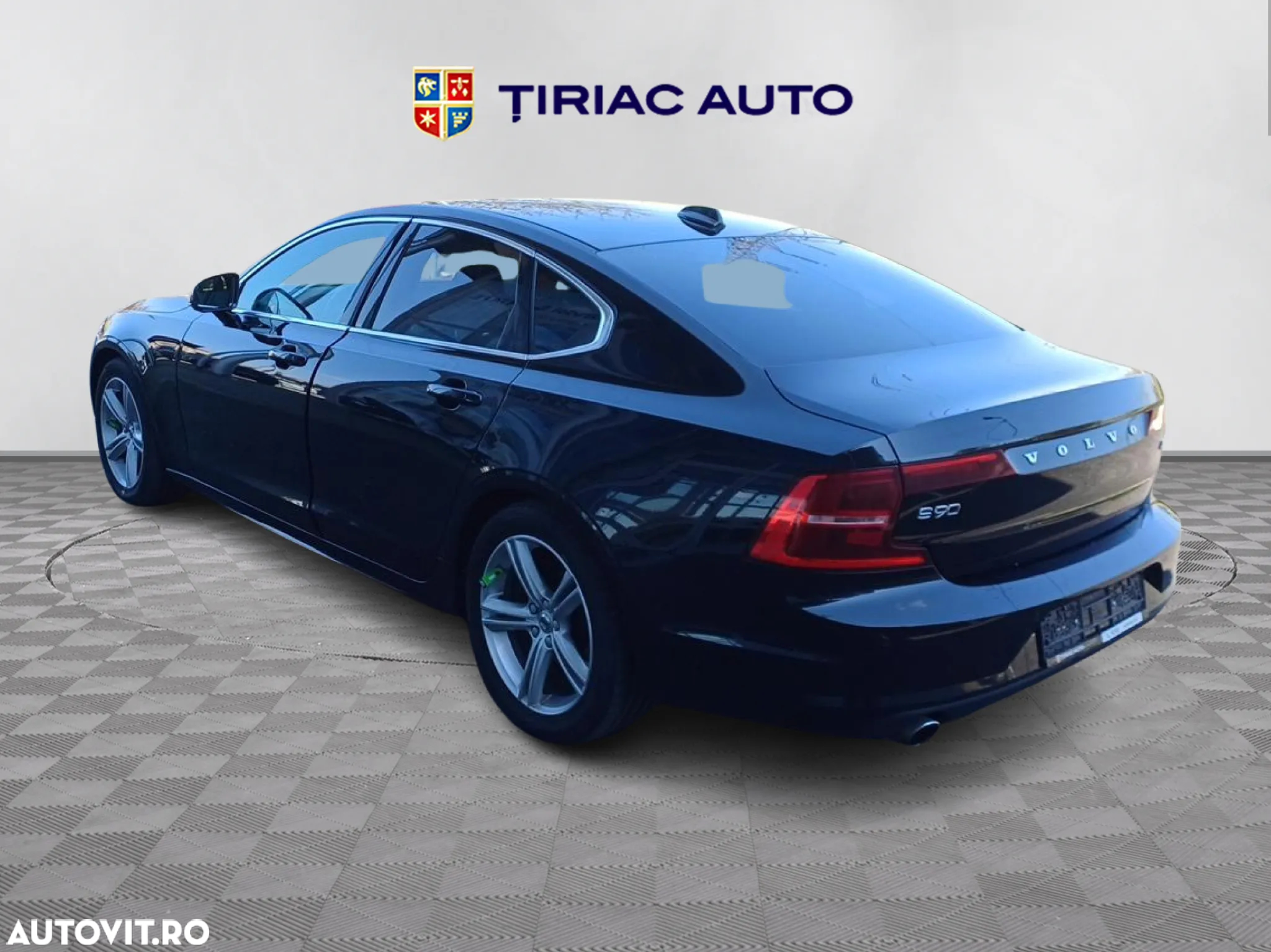 Volvo S90 - 3