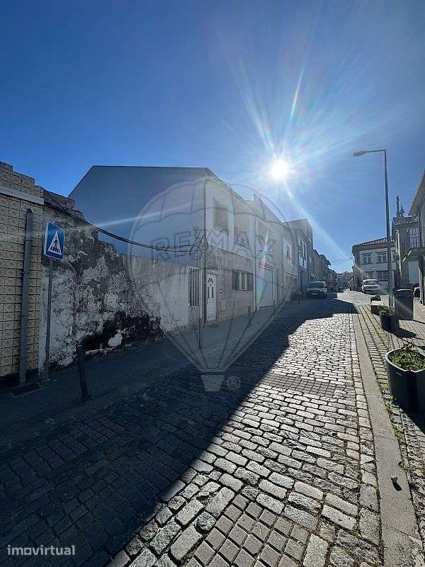 Moradia em ruina situada em Real, Braga - Grande imagem: 2/4