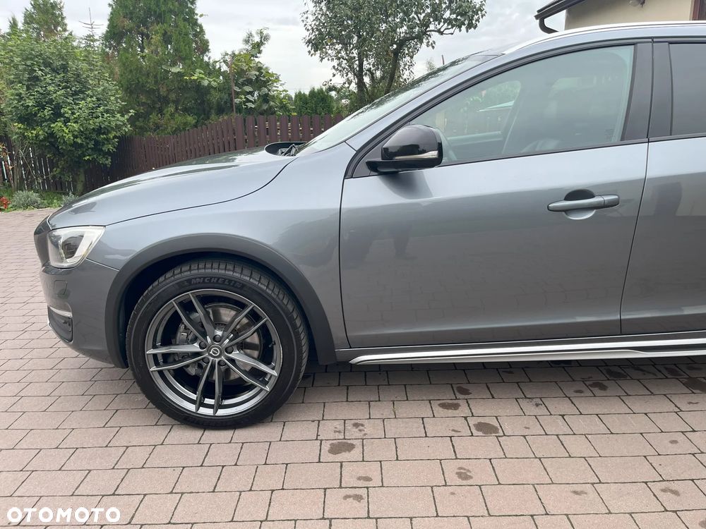 Volvo V60 Cross Country D4 Drive-E Summum - 7