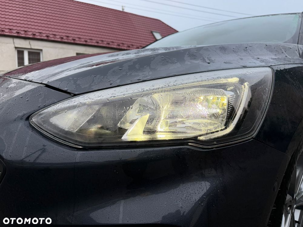 Ford Focus - 33