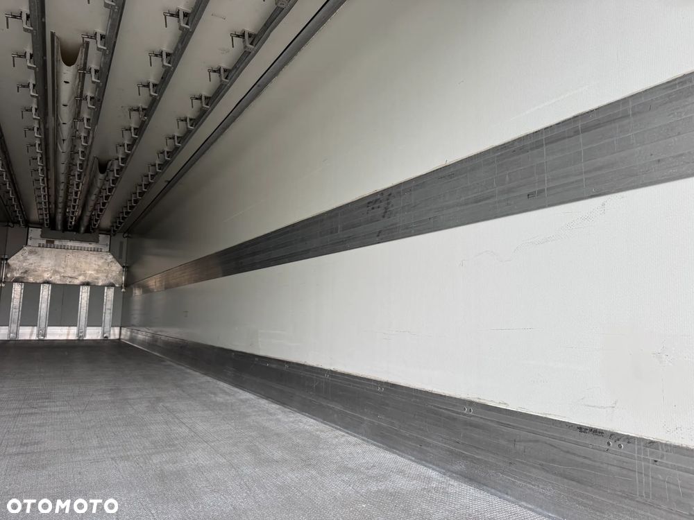 Krone Hakowa, Carrrier Vector 1550 - 15