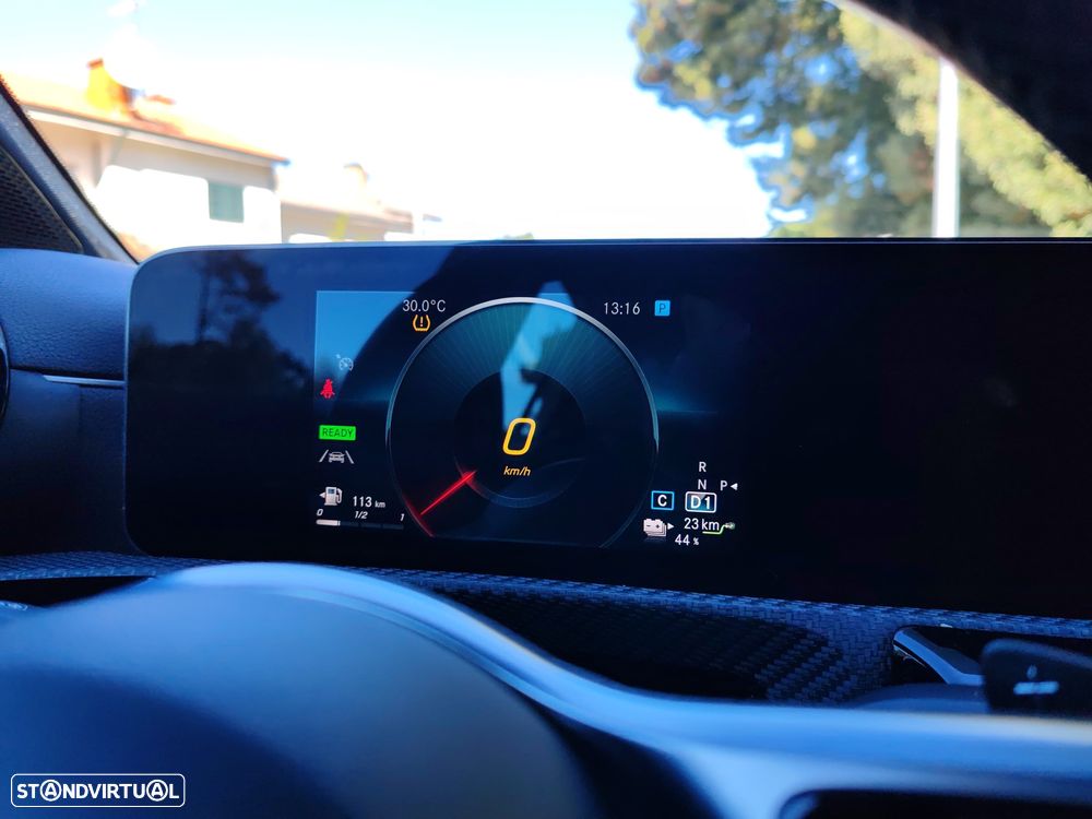 Mercedes-Benz A 250 e Style Plus - 16