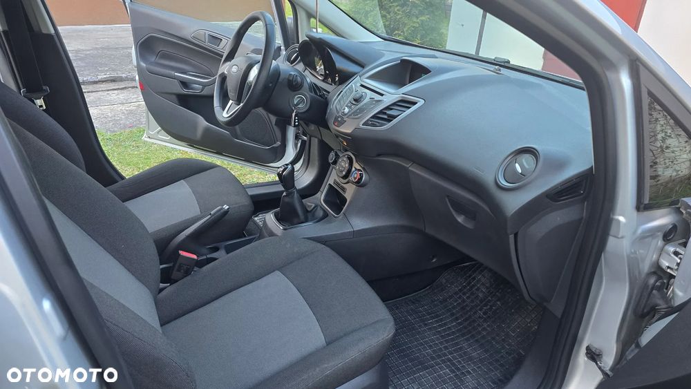 Ford Fiesta 1.25 Silver X (Ambiente) - 4