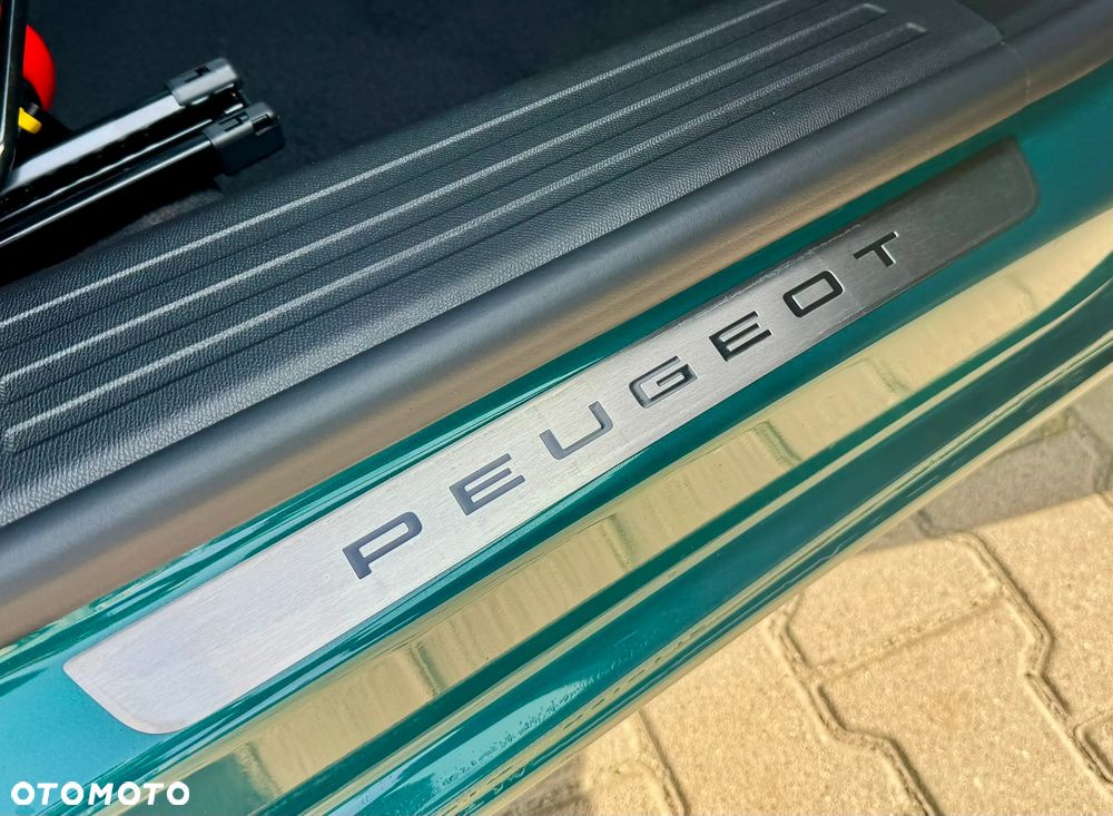 Peugeot 2008 PureTech mHEV Envy e-DCS6 - 22