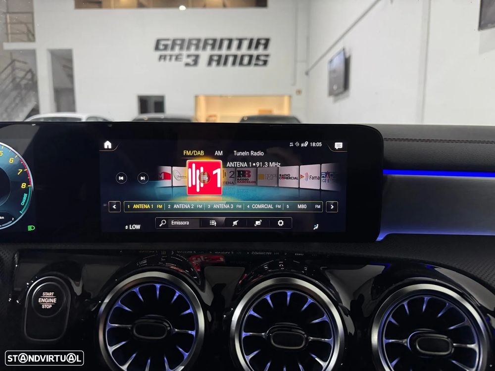 Mercedes-Benz A 250 e AMG Line - 32