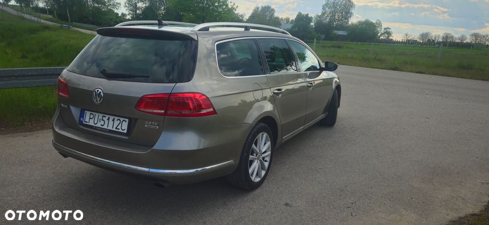 Volkswagen Passat 2.0 TDI 4Mot Highline DSG - 8