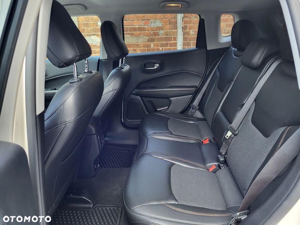 Jeep Compass 1.4 TMair Limited 4WD S&S - 8