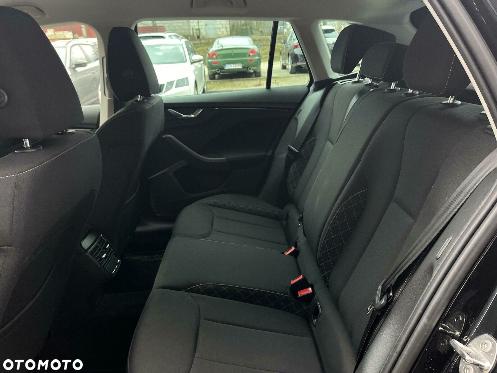 Skoda Kamiq 1.0 TSI Ambition DSG - 11