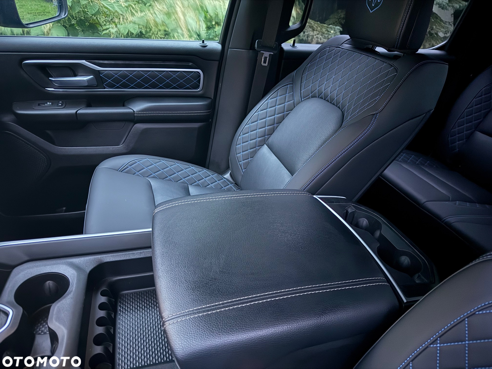 Dodge RAM 1500 5.7 4x4 - 15