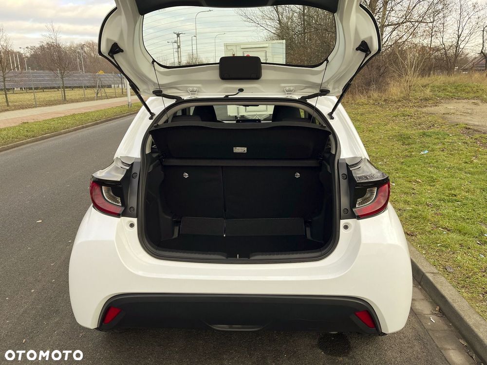 Toyota Yaris 1.5 Comfort - 11