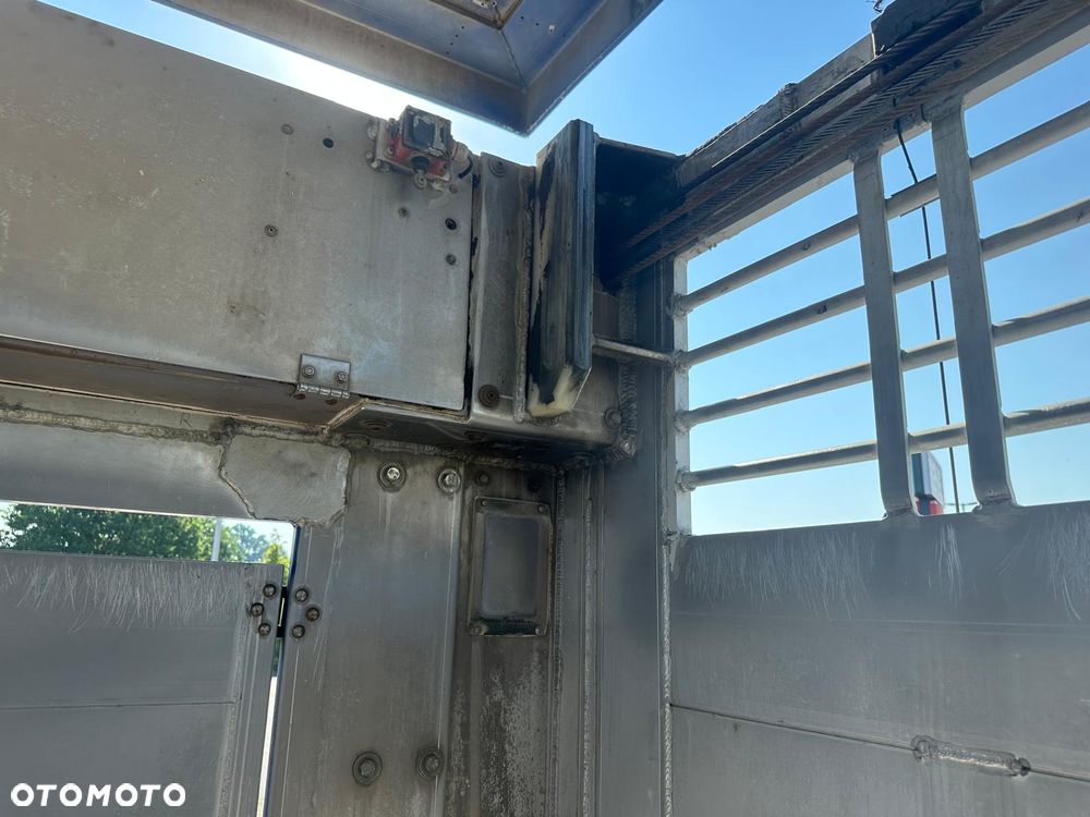 Volvo FH 460 EURO 6 + FINKL 3-POZIOMOWA | PODNOSZONY DACH | POIDŁA | WENTYLATORY - 17