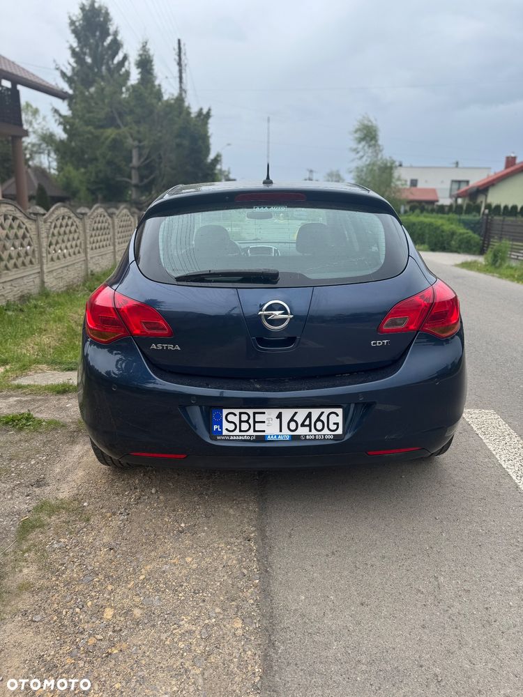 Opel Astra 1.7 CDTI - 6