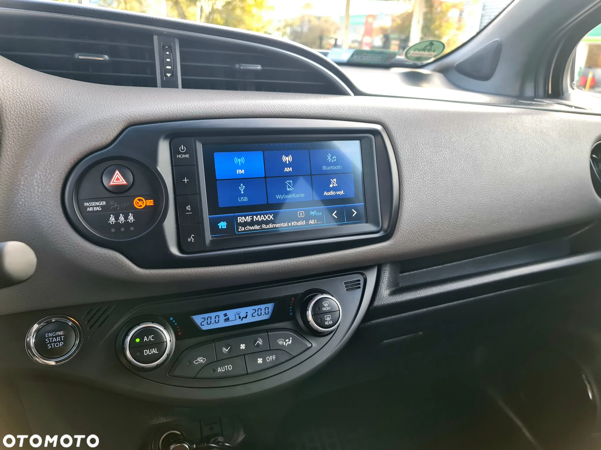 Toyota Yaris 1.5 Selection CVT - 6