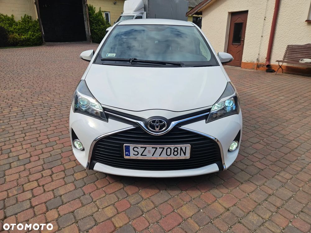 Toyota Yaris 1.33 Premium - 8