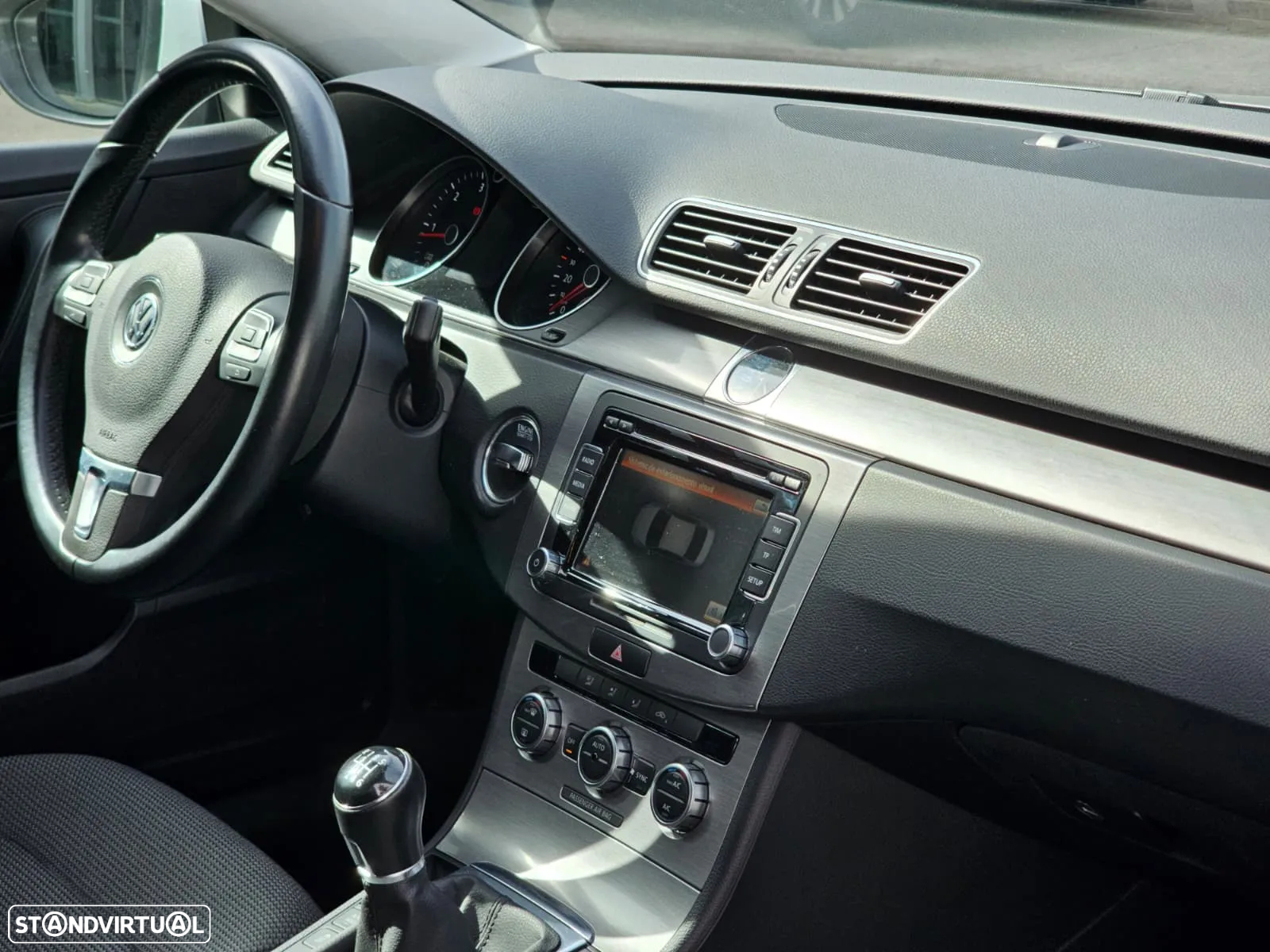 VW Passat 1.6 TDI Confortline - 7
