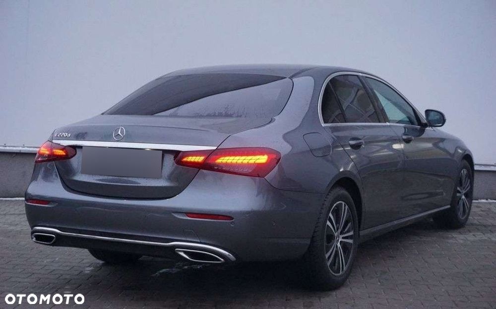 Mercedes-Benz Klasa E 220 d Avantgarde - 2