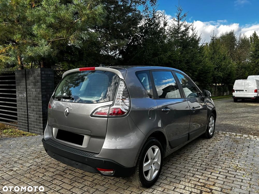 Renault Scenic 1.5dCi TomTom Edition EDC - 8