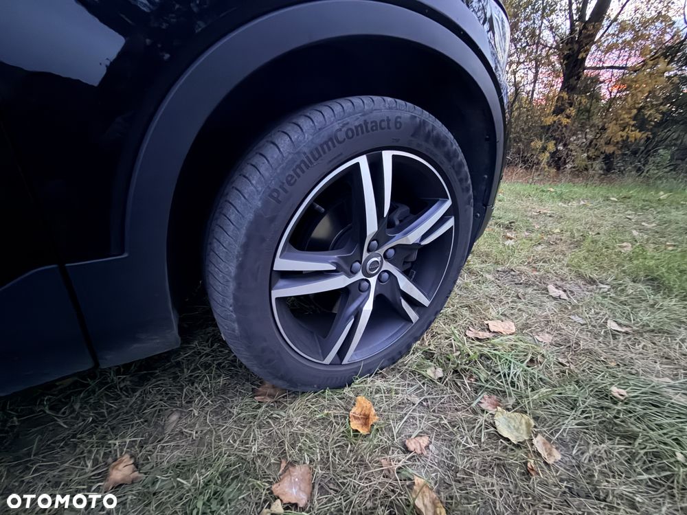 Volvo XC 40 - 18