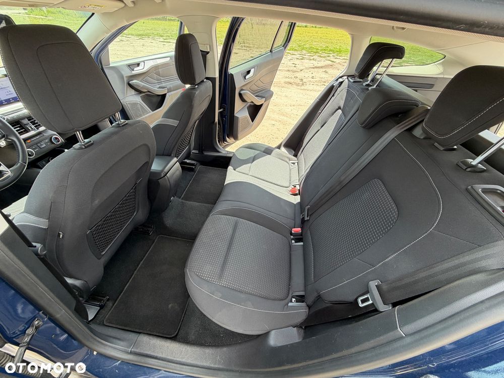 Ford Focus 1.0 EcoBoost Titanium - 18