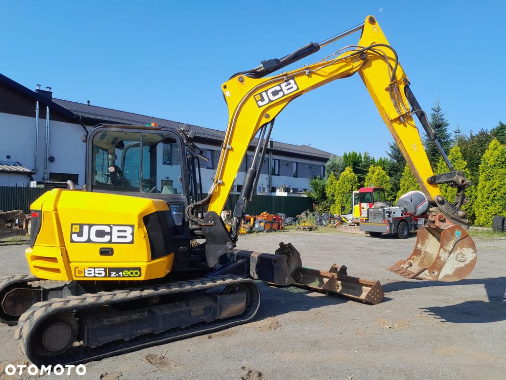 JCB 85Z-1, szybkozłacze i 3 łyżki - 6