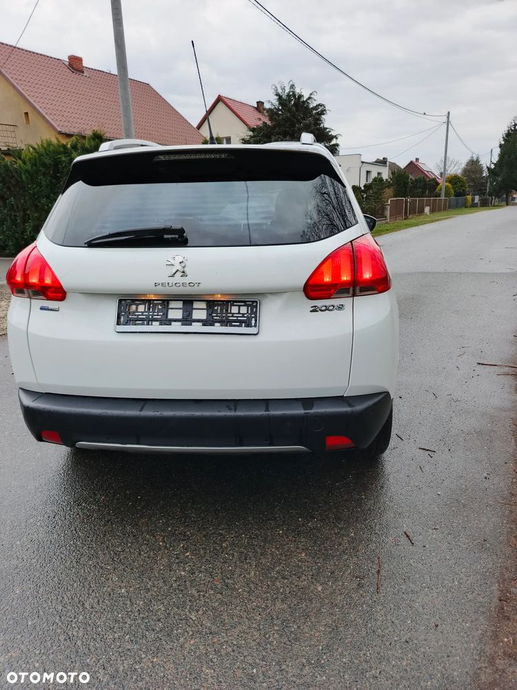 Peugeot 2008 PureTech 82 Style - 4