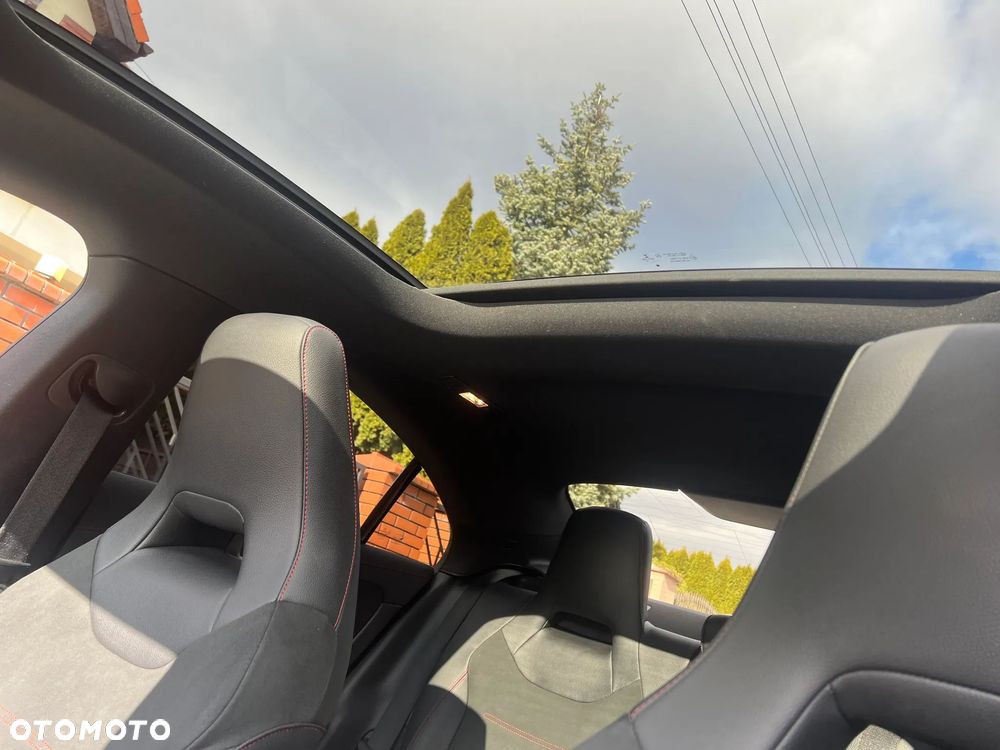Mercedes-Benz CLA 200 AMG Line 7G-DCT - 23