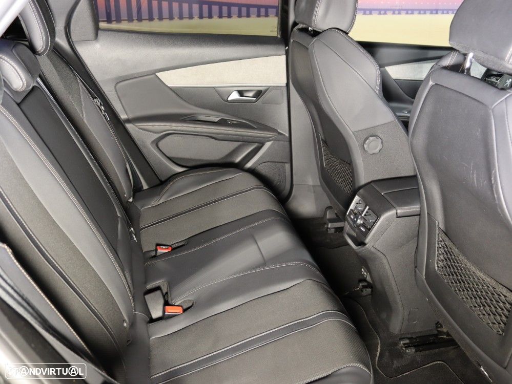 Peugeot 3008 1.6 Hybrid GT Pack e-EAT8 - 12