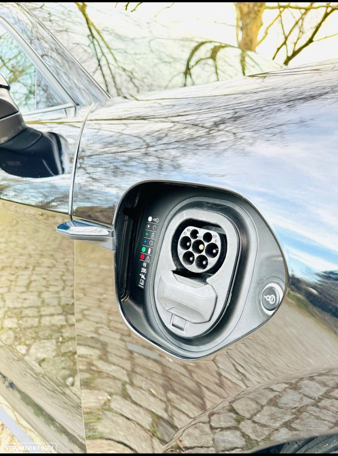 Porsche Taycan 4 - 7