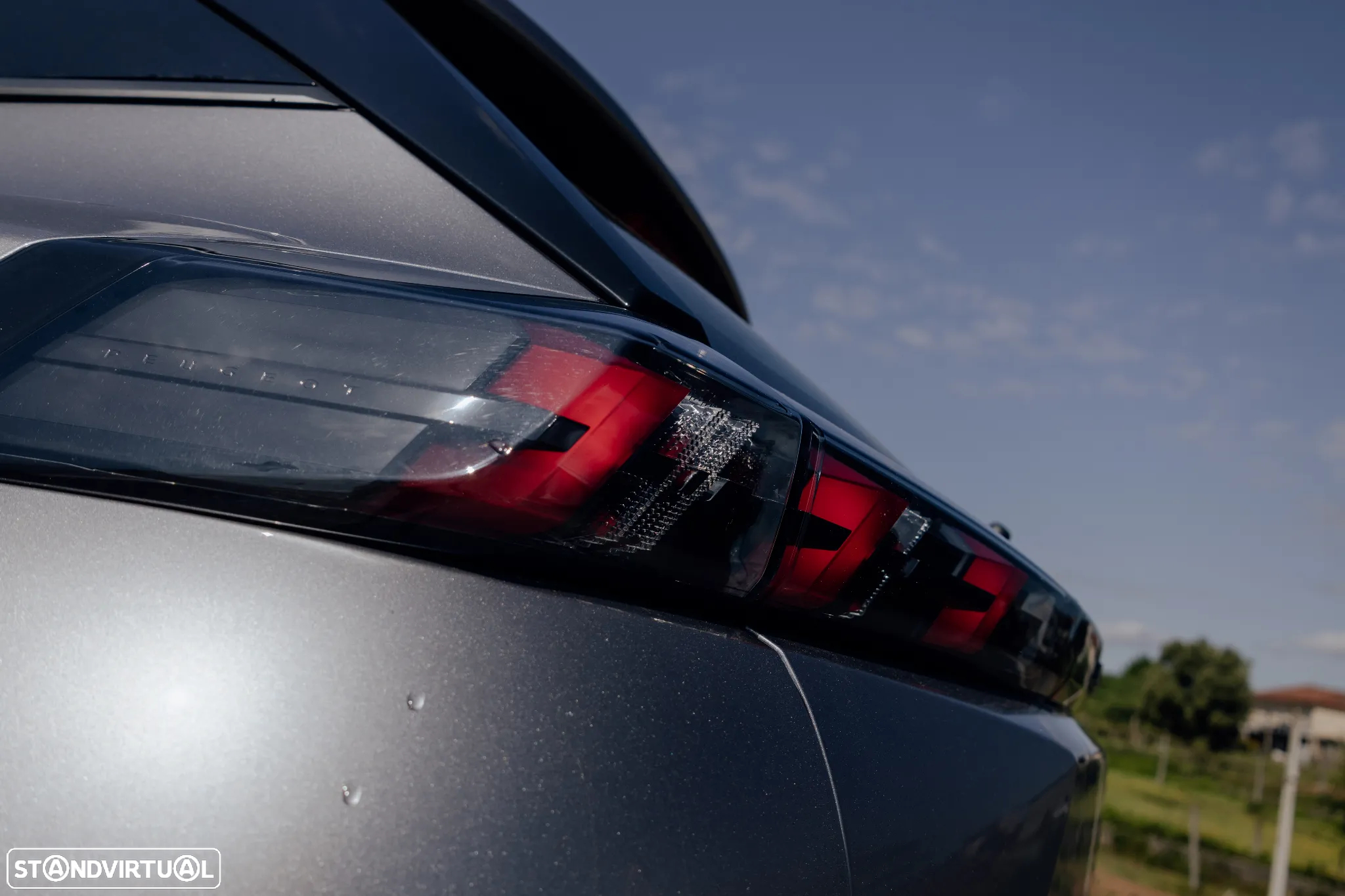 Peugeot 2008 PureTech 130 EAT8 Allure Pack - 5