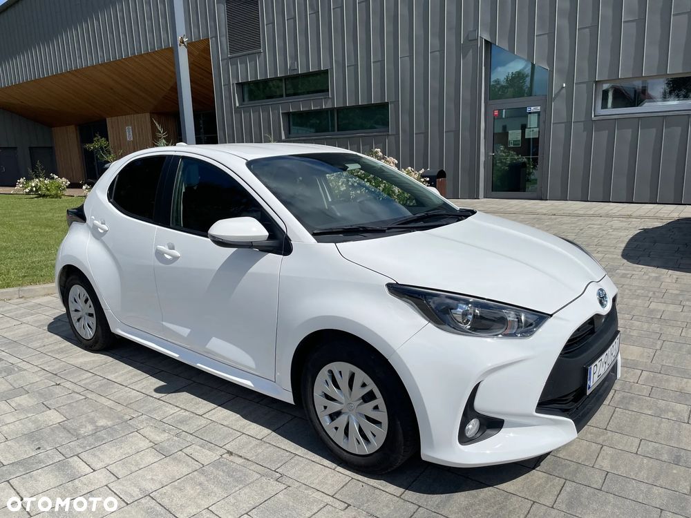 Toyota Yaris - 1