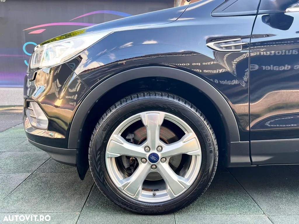 Ford Kuga 2.0 TDCi 4WD Powershift Titanium - 7