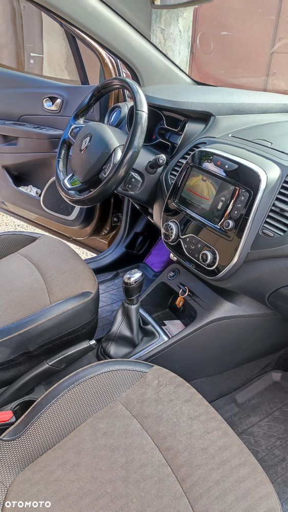 Renault Captur ENERGY TCe 120 LIMITED - 6